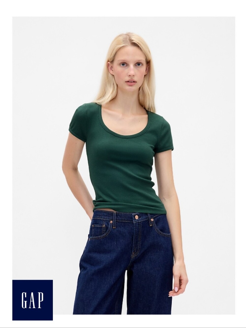 GAP Scoop Neck Ribbed Crop Tee